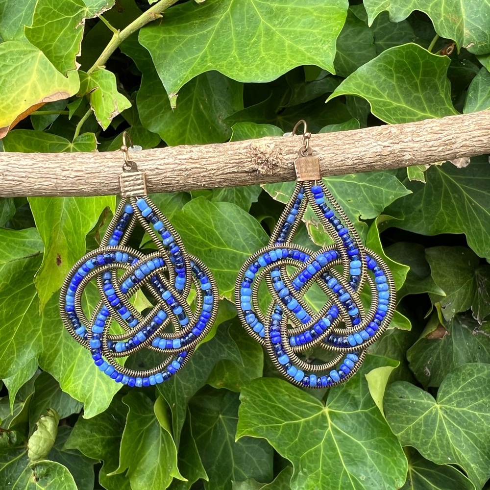 Celtic knot blue bead earrings